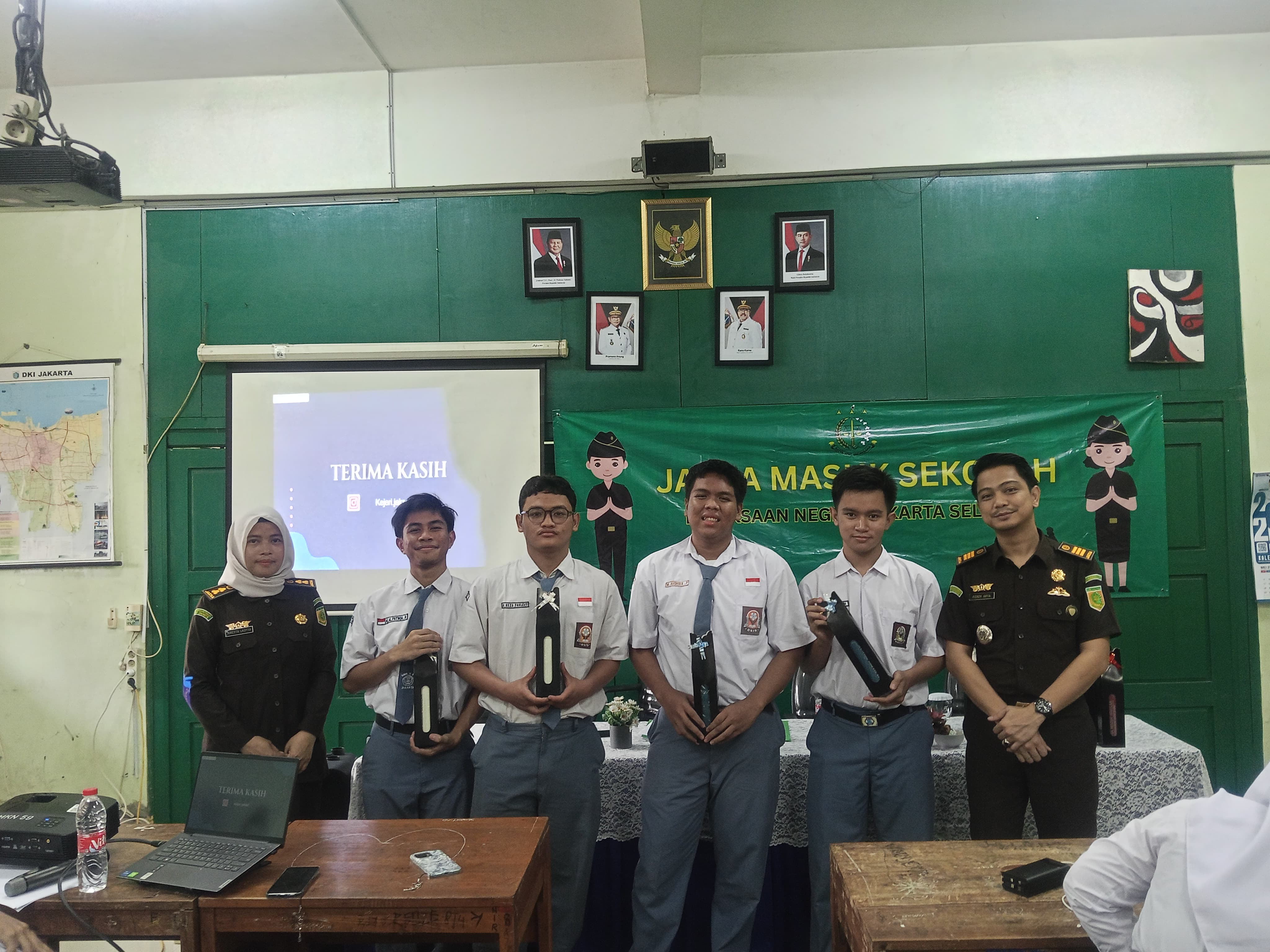 Gedung Sekolah SMK 7 NEGERI PALEMBANG